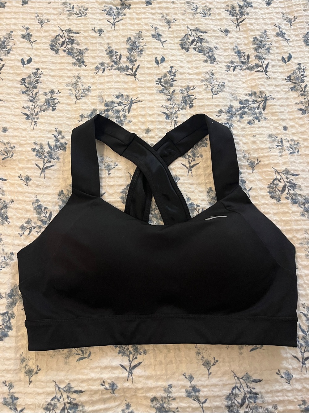 Brooks Black Cross-Back Sports Bra